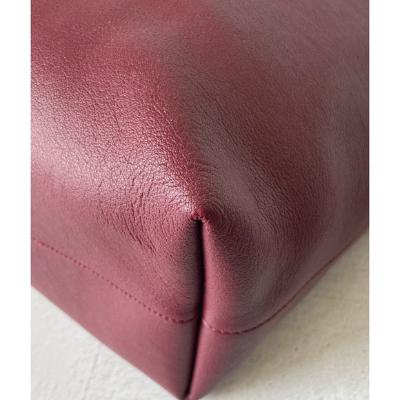 Saint Laurent Large Shopping Tote, Red - Picture 13 of 16